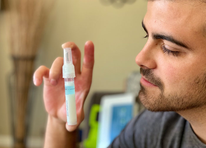 30 "Obvious Signs" To Identify An American In The Crowd, According To Non-Americans