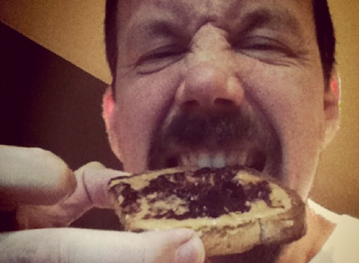 30 "Obvious Signs" To Identify An American In The Crowd, According To Non-Americans