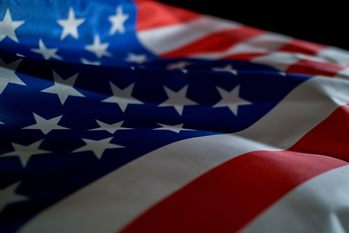 30 "Obvious Signs" To Identify An American In The Crowd, According To Non-Americans