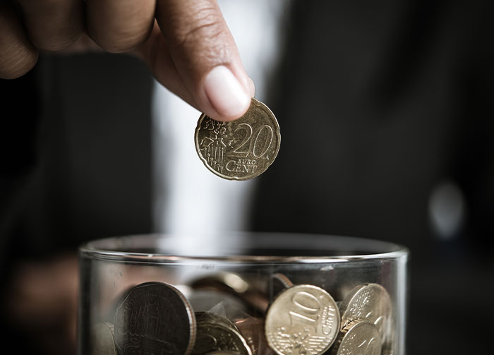 30 Ricos comparten lo peor de tener dinero y sus respuestas no te dejarán indiferente