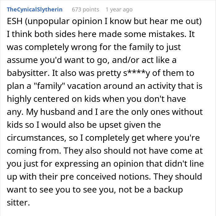 Childless Couple Get Accused Of 'Ruining' A Family Vacation By Not Going, Find Out They Were Expected To Babysit