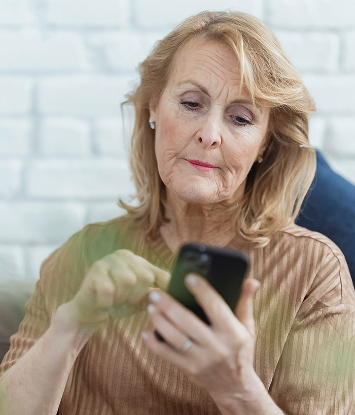 Childless Couple Get Accused Of 'Ruining' A Family Vacation By Not Going, Find Out They Were Expected To Babysit