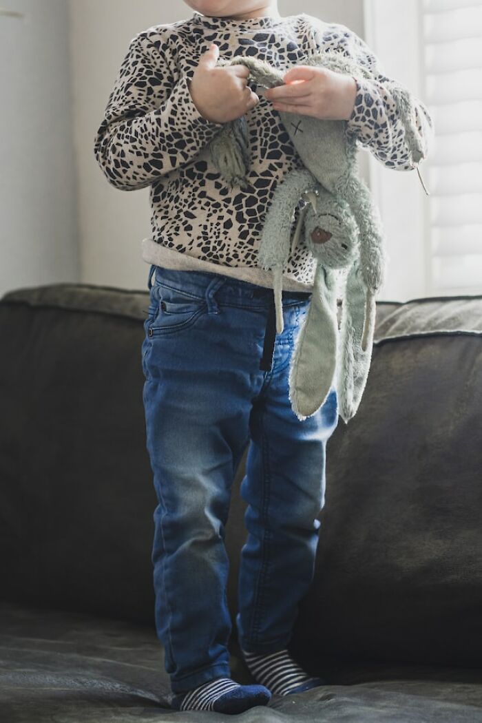 30 Things People Still Teach Their Kids That Are Not Only Wrong But Also Harmful