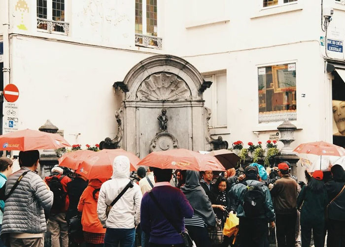 50 Disappointed Tourists Share Travel Destinations From Around The World That Aren't Worth The Hype