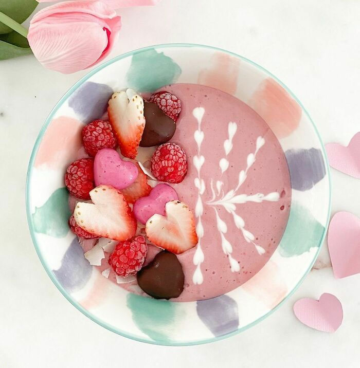 Love Smoothie Bowl