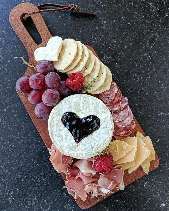 Happy Valentine's Day Board