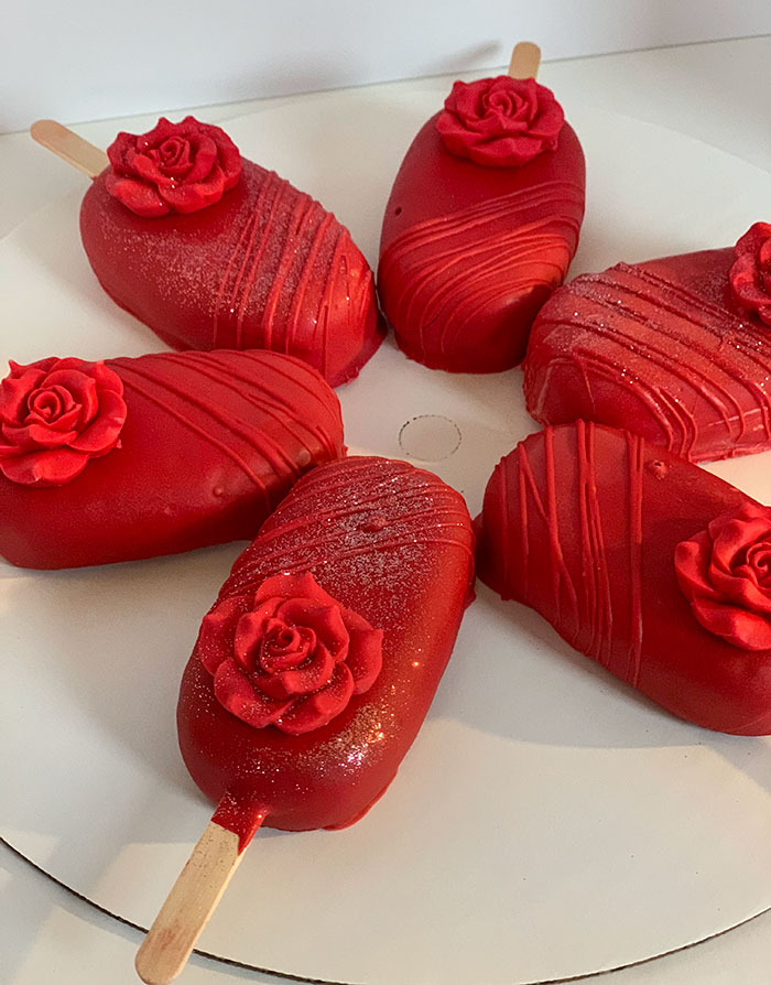 I Made Valentine's Day Cake Popsicles