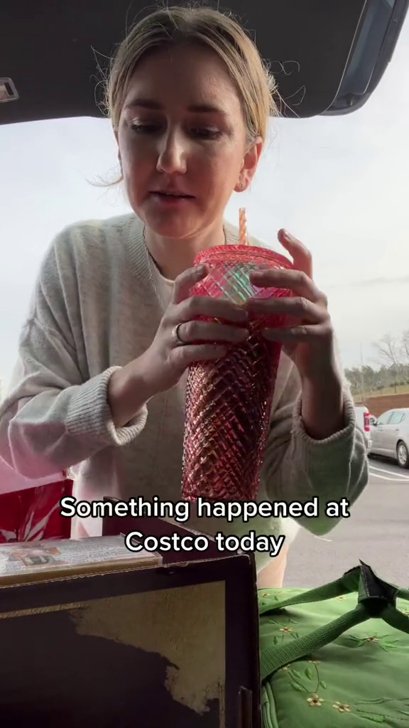 "I've Never Had This Type Of Energy": Woman Quits Teaching To Work At Costco, Says She's Never Been Happier "I've Never Had This Type Of Energy": Woman Quits Teaching To Work At Costco, Says She's Never Been Happier