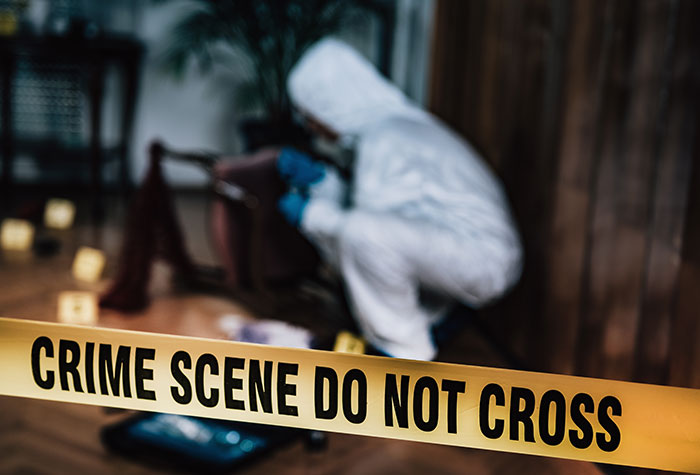 “I’ve Had 6 Lung Infections In The Past Year”: 30 People Reveal The Biggest Downsides To The Careers They Chose