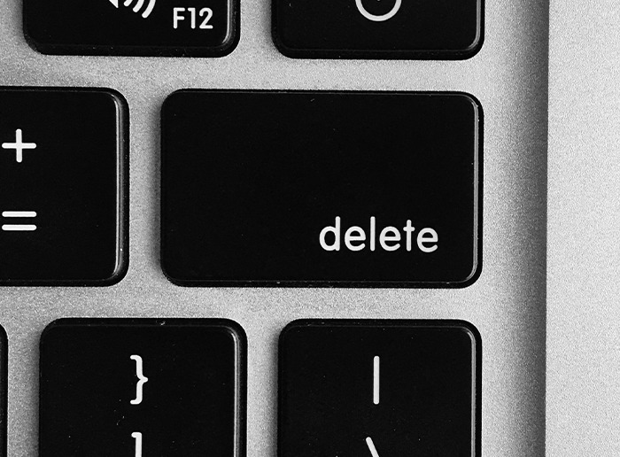 30 Horrible Mistakes People Made At Work That Their Coworkers Never Forgot