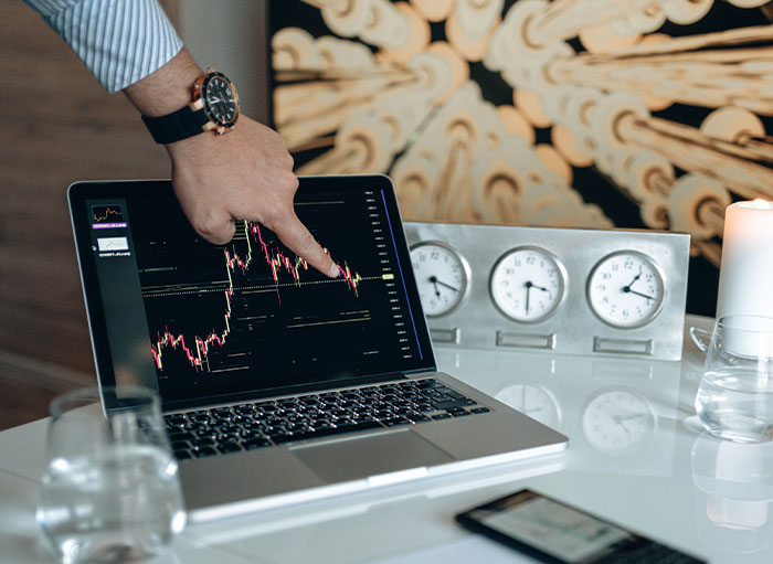 People Share 30 Workplace Red Flags That Just Scream "Working Here Would Suck"