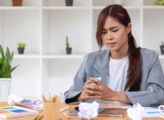 People Share 30 Workplace Red Flags That Just Scream "Working Here Would Suck"