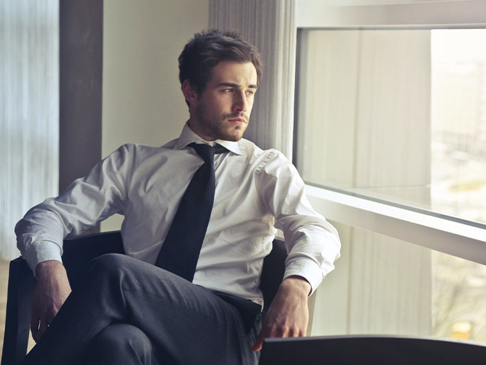 People Share 30 Workplace Red Flags That Just Scream "Working Here Would Suck"