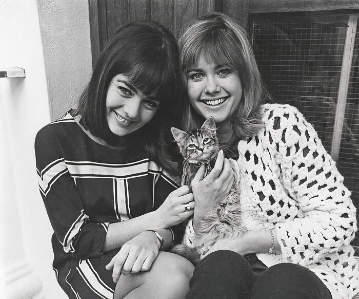 Songwriter And Actress Olivia Newton-John With Singer Pat Carroll, 1967