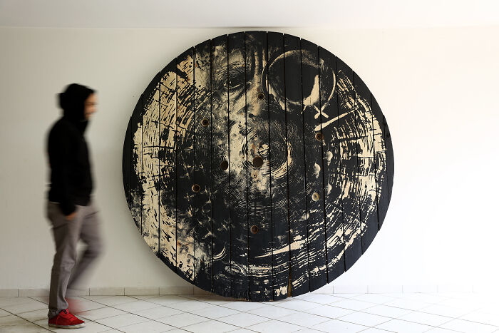 Chronos: I Hand-Carved Old Wooden Cable Spool (9 Pics)