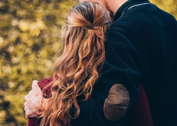 50 Women Share The Red Flags They Ignored While Dating That Became A Reality After Marriage