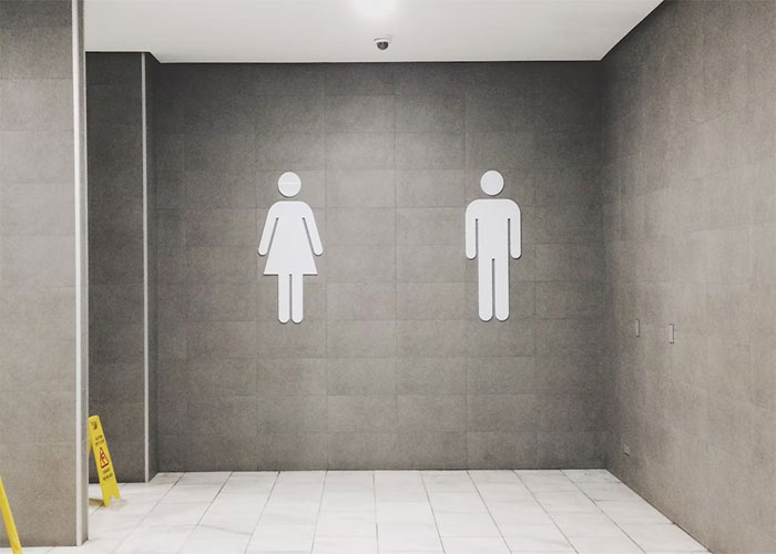 Mom Says She's Uncomfortable With Her Young Son Using Men's Bathrooms Alone, Asks For Advice Online