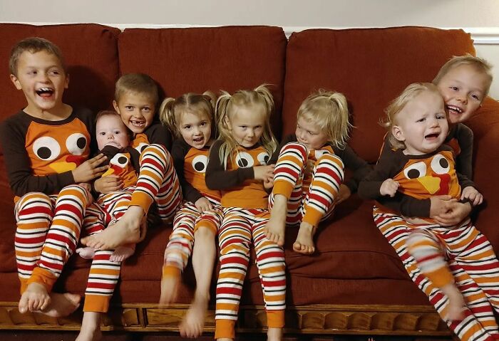 "Little House In The High Desert": This Couple Had 12 Kids In 12 Years