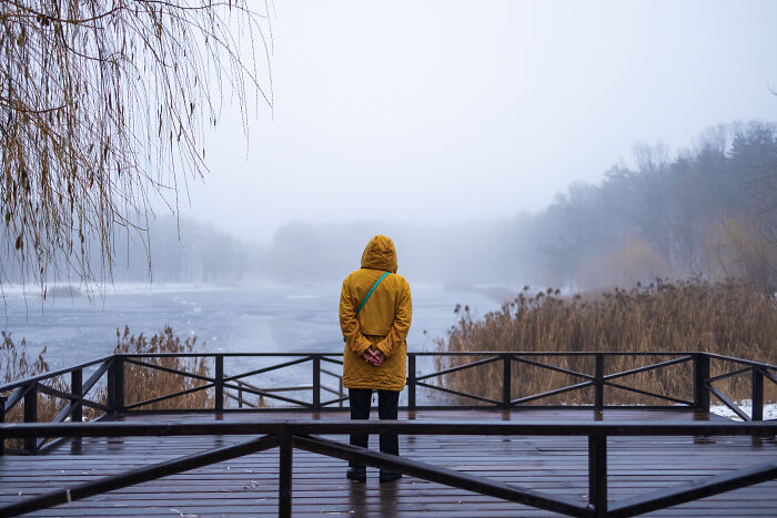 25 Qualities That Are Often Falsely Perceived As A Sign Of Intelligence, According To Folks In This Online Group