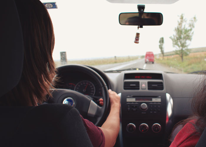 This Online Thread Is Dedicated To Shaming Parents That Cross The Line With Their 'Helicopter Parenting' Behavior (30 Answers)