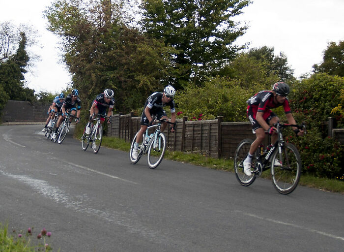 30 Hobbies Clearly Showing People Doing Them Are Insanely Rich, As Shared In This Online Community