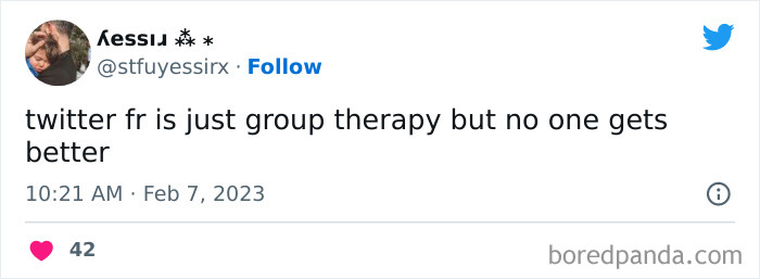 Funny-Tweets-About-Therapy