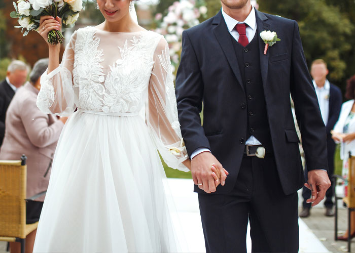 "All Hell Broke Loose": Guy Bails On Brother's Wedding Last Minute After They Suggest His Disabled Wife Stay With Babysitter