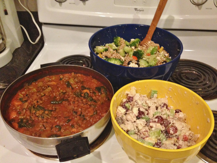 Person Refuses To Stop Cooking Aromatic Meals When His Roommate&rsquo;s Girlfriend Comes Over, Gets Called A Jerk