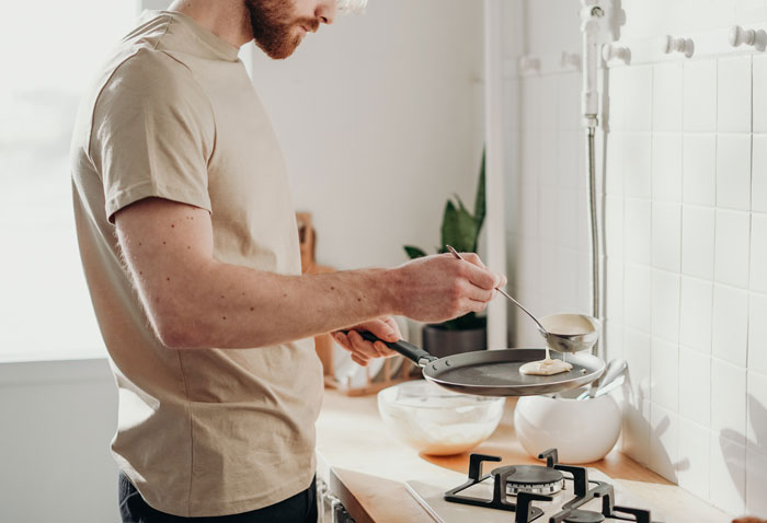 Man Asks &ldquo;[Am I The Jerk] For Telling My Vegan Girlfriend That I Will Not Stop Using Butter?&rdquo;