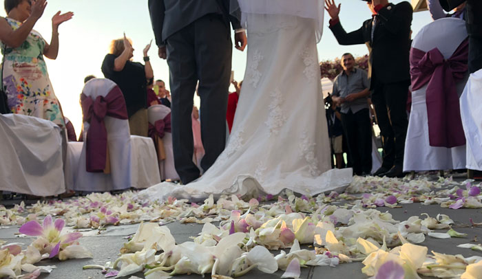 Bride-To-Be Left Is Speechless After Cousin Sends Through A List Of Wedding Demands Before She’s Even Been Officially Invited Bride-To-Be Left Is Speechless After Cousin Sends Through A List Of Wedding Demands Before She’s Even Been Officially Invited