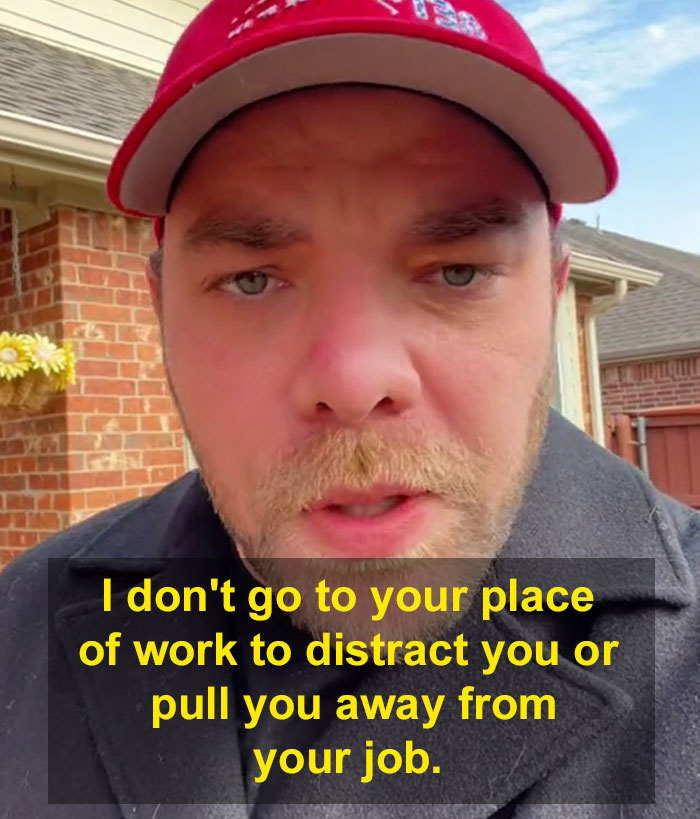 "I'm At A Place Of Employment, Not Here To Play": Server Shuts Down Customer Who Tried To Turn His Tip Into Content For Their Video