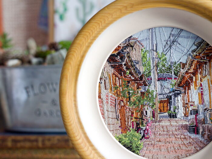 I Cross Stitched Seoul, Bukchon Street (7 Pics)