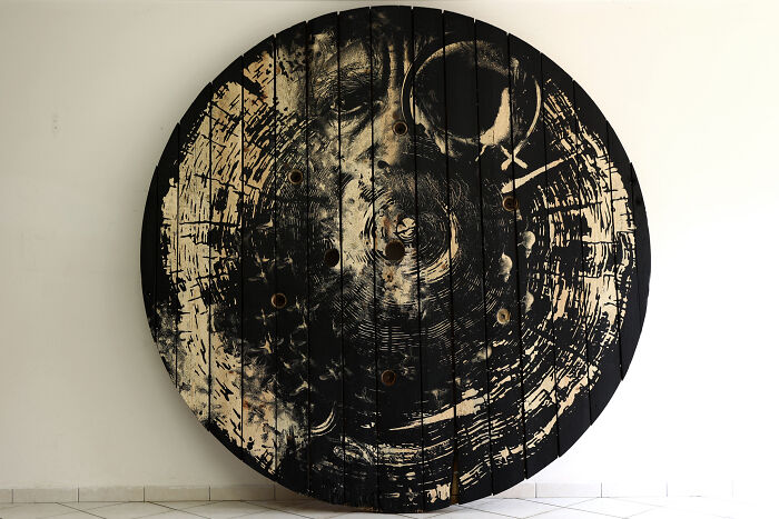 Chronos: I Hand-Carved Old Wooden Cable Spool (9 Pics)