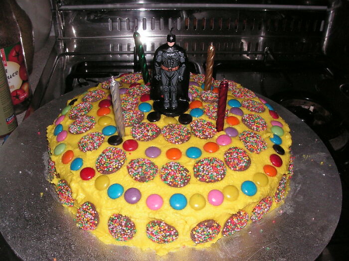 28 Things People Keep At Home But Avoid Talking About Because They Are So Controversial, As Shared Online