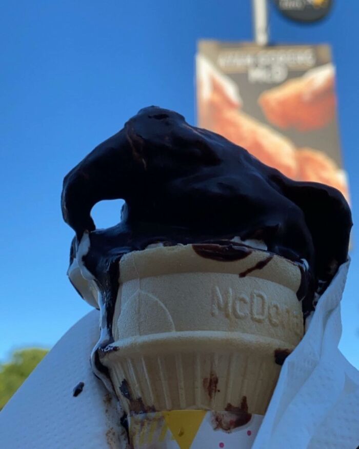 This Instagram Account Continues To Find McDonald's Most 'Senget' Burgers (50 New Pics)