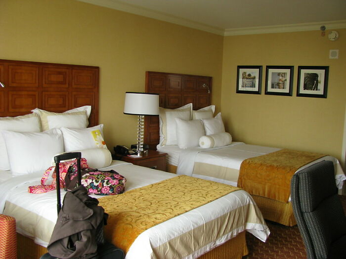 25 Terribles historias de convivencia gracias a compañeros de piso "monstruosos"