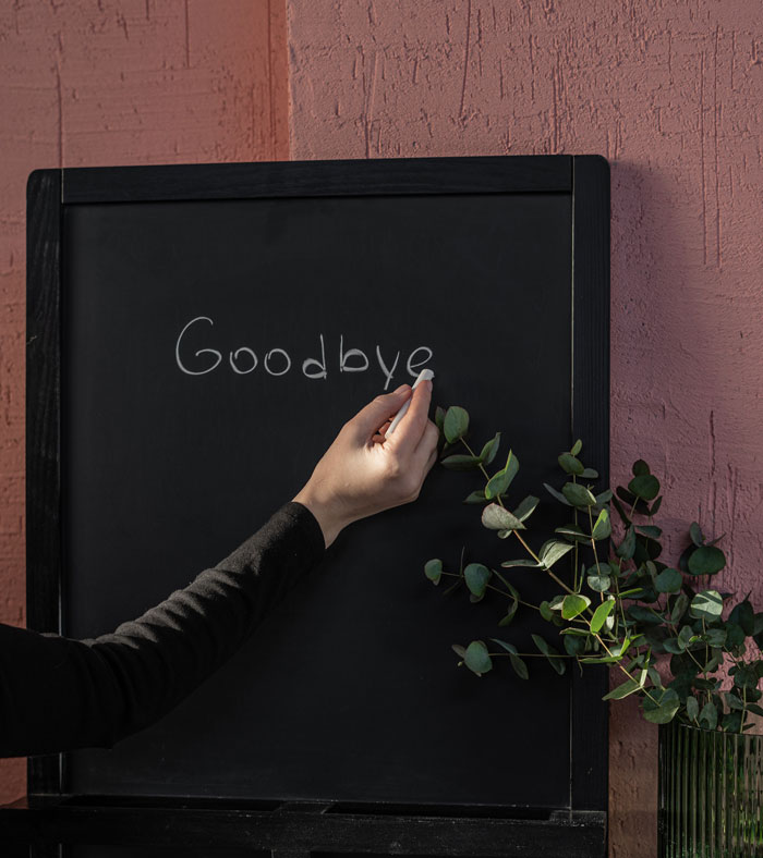 Person Shows Up For Interview Only To Be Met With Hostility And Forced To Wait 30 Minutes, Decides To Leave Person Shows Up For Interview Only To Be Met With Hostility And Forced To Wait 30 Minutes, Decides To Leave