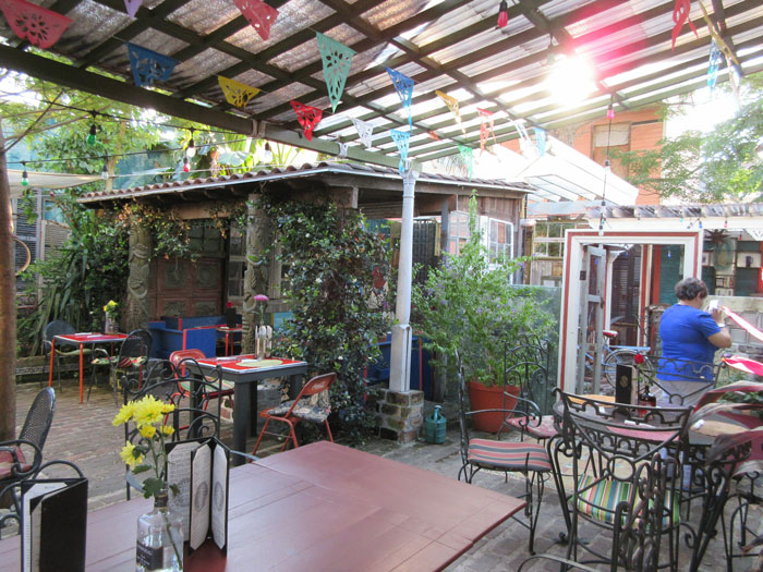 Moneyed Friend Quietly Bails, Knowing That Pals Who Over-Ordered Will Expect Them To Split The Restaurant Bill