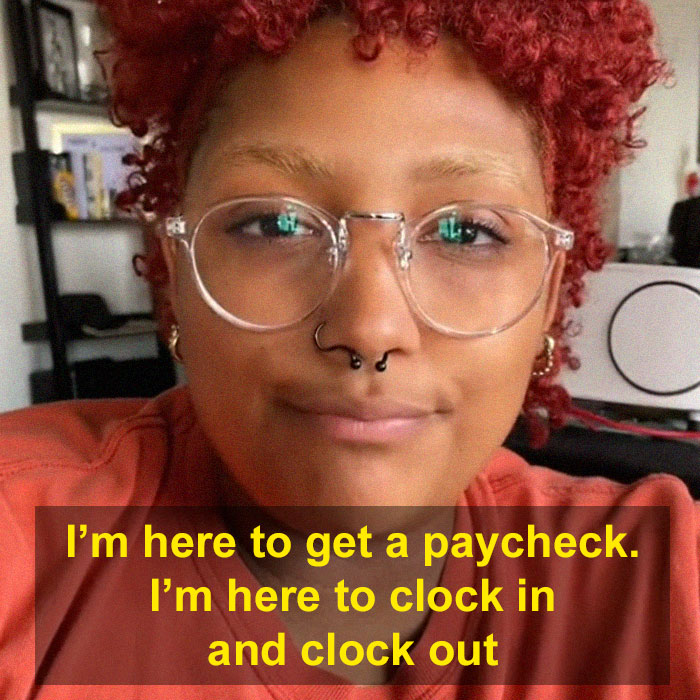 "You Can't Just Stay An Extra 10 Minutes?": Employee Refuses To Stay Longer To Wait For Late Coworker, Drama Ensues