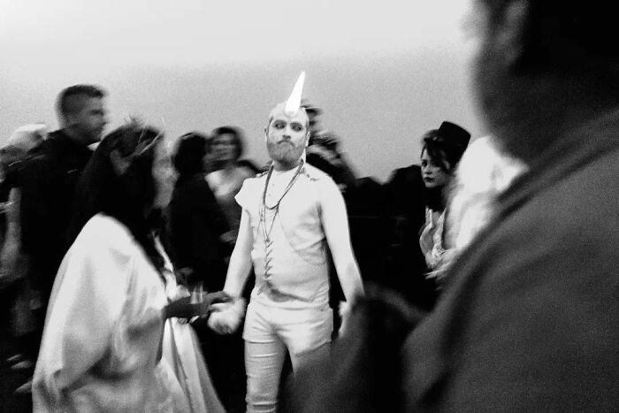 Extraordinary Pictures Taken By Jeffrey De Keyser Embracing “The Absurd Human Condition”(54 New Pics)