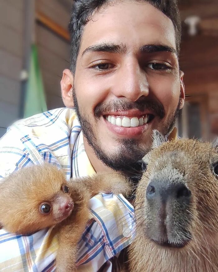 This Man From Brazil Who Lives On A Farm Shares A Beautiful Bond With A Rescued Capybara