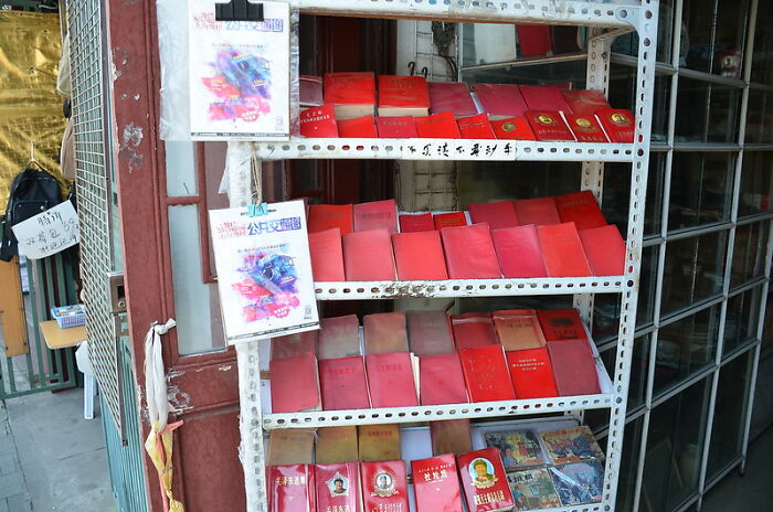 28 Things People Keep At Home But Avoid Talking About Because They Are So Controversial, As Shared Online