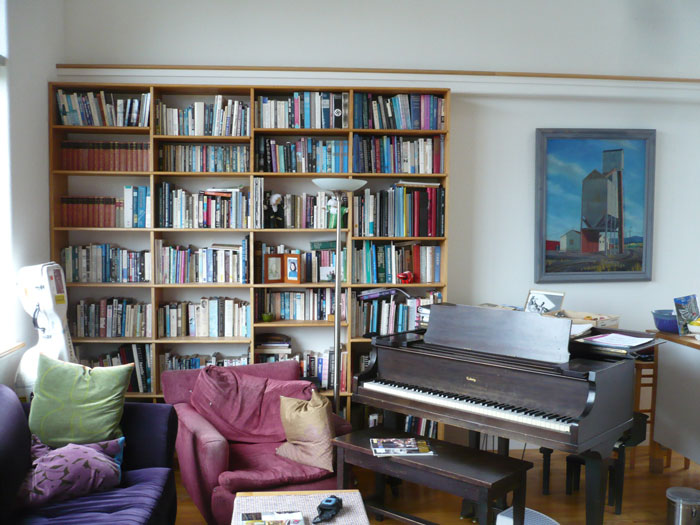 Woman Can’t Bear The Extreme Noise Her Neighbor’s Toddler Makes, Asks Online If She Should File Yet Another Complaint That Might Lead To Eviction Woman Can’t Bear The Extreme Noise Her Neighbor’s Toddler Makes, Asks Online If She Should File Yet Another Complaint That Might Lead To Eviction