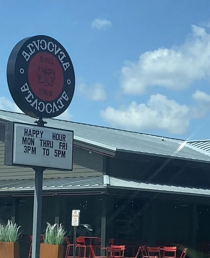 Welcome To Devil’s… Alvoole? Elvccle? (Advocate). I Like The Idea, But The Execution Is Not The Best