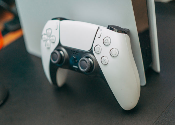 Family Doesn't Appreciate All The Household Work This Woman Does And Demands She Pays Rent, Regret It When She Moves Out Instead Family Doesn't Appreciate All The Household Work This Woman Does And Demands She Pays Rent, Regret It When She Moves Out Instead