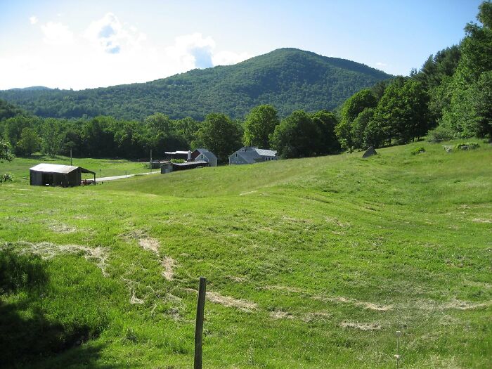 TikTok Users Share 30 Stories Of When They Encountered A Rich Person Who Was Out Of Touch With Reality