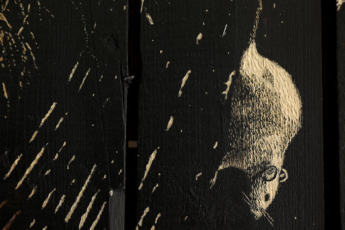 Chronos: I Hand-Carved Old Wooden Cable Spool (9 Pics)