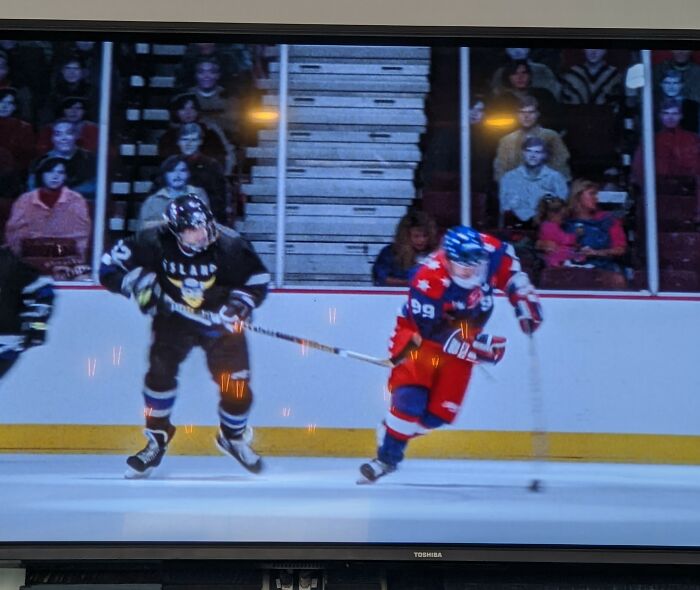 In D2: The Mighty Ducks (1994), Half The Crowd Is Made Up Of Cardboard Cut Outs To Fill The Seats In The Stadium