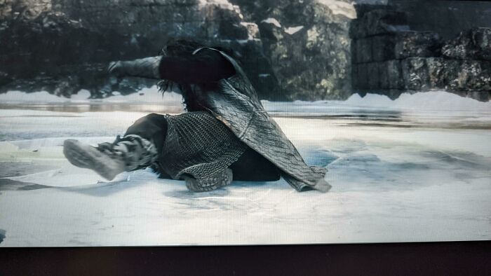 In The Hobbit: The Battle Of The Five Armies (2014) Thorin Oakenshield Is Seen Wearing Boots With Modern Day Rubber Gripped Soles Whereas In All Other Shots He Has Completely Flat Soles