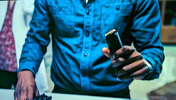 In Tenet, When The Protagonist Test Fires The Reverse Bullet, It Ends Up Back In The Magazine. It Should've Ended Up In The Chamber, Which Is Correct Location Prior To Firing